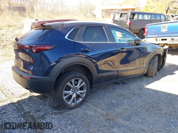 2022 Mazda CX-30 2.5 S Select Package with VIN 3MVDMBBL4NM444414, listed as a IAAI auction lot 41646524 with 1 mi miles. Bid and sale history available at carsss.com. Image 4.