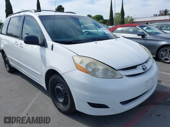 2008 Toyota Sienna CE with VIN 5TDZK23C38S145819, listed as a IAAI auction lot 42034399 with 141,830 mi miles. Bid and sale history available at carsss.com. Image 1.