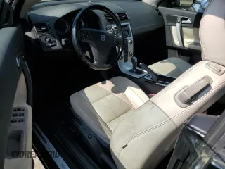 2011 Volvo C70 with VIN YV1672MC2BJ107998, listed as a Copart auction lot 65655675 with 122,882 mi miles and Clean title. Bid and sale history available at DreamBid. Image 8.