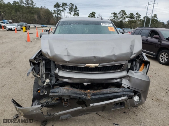 2009 Chevrolet Avalanche LT w/2LT with VIN 3GNFK22099G219939, listed as a Copart auction lot 87697015 with 176,558 mi miles and Salvage Title. Bid and sale history available at carsss.com. Image 5.