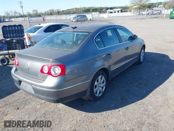 2006 Volkswagen Passat Lux with VIN WVWEK93C66P030923, listed as a IAAI auction lot 41983311 with 131,276 mi miles and . Bid and sale history available at DreamBid. Image 4.