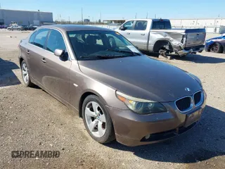 2004 BMW 5 Series 530i with VIN WBANA73594B801780, listed as a IAAI auction lot 41753708 with 176,442 mi miles. Bid and sale history available at carsss.com. Image 1.