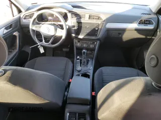 2024 Volkswagen Tiguan S with VIN 3VVFB7AX9RM139970, listed as a Copart auction lot 44261515 with 5,265 mi miles and Salvage title. Bid and sale history available at DreamBid. Image 8.