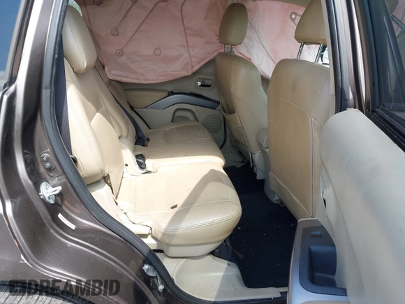 2010 Mitsubishi Outlander SE with VIN JA4AS3AW0AZ002972, listed as a IAAI auction lot 42220473 with 225,584 mi miles and . Bid and sale history available at DreamBid. Image 8.