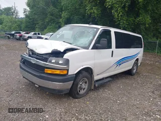 2019 Chevrolet Express Passenger LT с VIN 1GAZGPFG0K1178867, выставлен на аукционе IAAI как лот 42593780 с пробегом 247 989 миль миль и . История ставок и продаж доступна на DreamBid. Изображение 17.