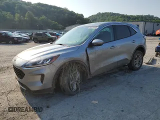 2021 Ford Escape SE with VIN 1FMCU9G68MUB10403, listed as a Copart auction lot 60376445 with 37,069 mi miles and Salvage title. Bid and sale history available at DreamBid. Image 1.