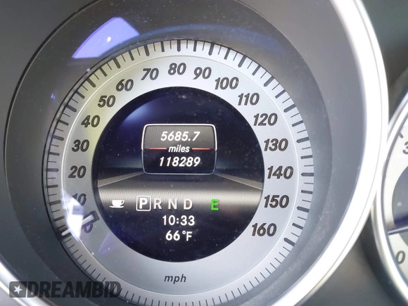 2013 Mercedes-Benz C 250 Sport with VIN WDDGF4HB7DR291503, listed as a IAAI auction lot 42132021 with 118,289 mi miles and . Bid and sale history available at carsss.com. Image 7.