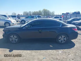 2012 Honda Accord SE z VIN 1HGCP2F65CA156079, wystawiony jako IAAI lot #41868977 z przebiegiem 109 123 mil mil oraz . Historia ofert i sprzedaży dostępna na DreamBid. Obrazek 15.