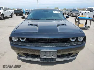 2021 Dodge Challenger SXT with VIN 2C3CDZAG0MH568370, listed as a Copart auction lot 50526435 with 18,997 mi miles and Salvage Title. Bid and sale history available at carsss.com. Image 5.