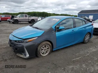2020 Toyota Prius LE z VIN JTDKARFP0L3120902, wystawiony jako Copart lot #57867295 z przebiegiem 116 133 mil mil oraz Czysty tytuł • Clean title. Historia ofert i sprzedaży dostępna na DreamBid. Obrazek 1.
