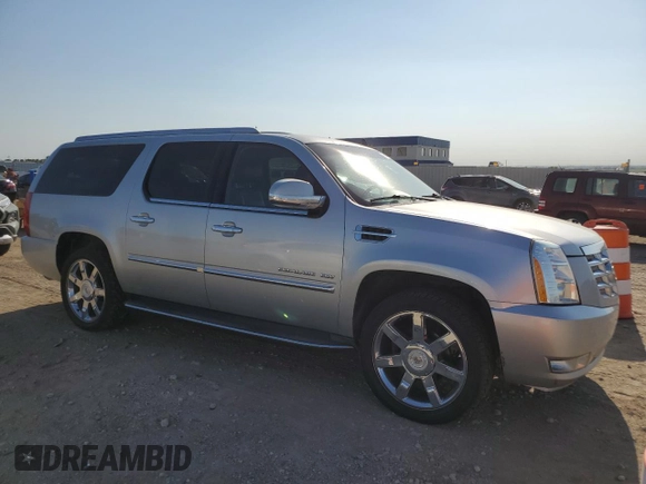 2012 Cadillac Escalade z VIN 1GYS4GEF8CR189283, wystawiony jako Copart lot #66430754 z przebiegiem 219 132 mil mil oraz Czysty tytuł • Clean title. Historia ofert i sprzedaży dostępna na DreamBid. Obrazek 4.