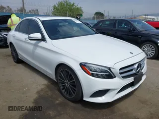 2020 Mercedes-Benz C 300 with VIN 55SWF8DB8LU324658, listed as a IAAI auction lot 42034783 with 71,467 mi miles and . Bid and sale history available at DreamBid. Image 1.