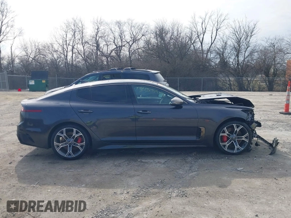 2021 Kia Stinger GT2 with VIN KNAE55LC0M6088347, listed as a IAAI auction lot 41503919 with 113,823 mi miles. Bid and sale history available at carsss.com. Image 14.
