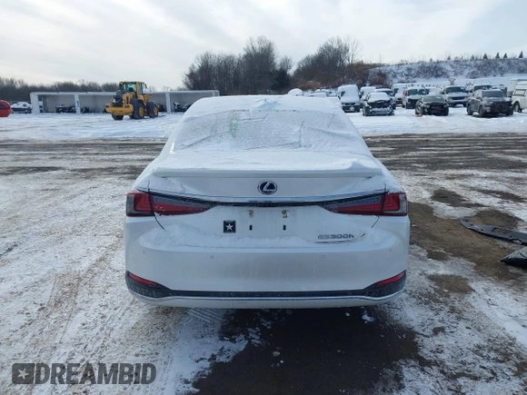 2022 Lexus ES 300h with VIN 58ADA1C17NU025202, listed as a IAAI auction lot 41370590 with 15,105 mi miles and . Bid and sale history available at DreamBid. Image 17.