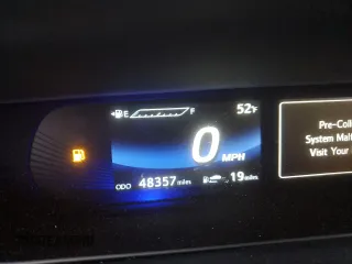 2017 Toyota Mirai z VIN JTDBVRBD7HA003661, wystawiony jako Copart lot #56631785 z przebiegiem 48 357 mil mil oraz Czysty tytuł • Clean title. Historia ofert i sprzedaży dostępna na DreamBid. Obrazek 9.