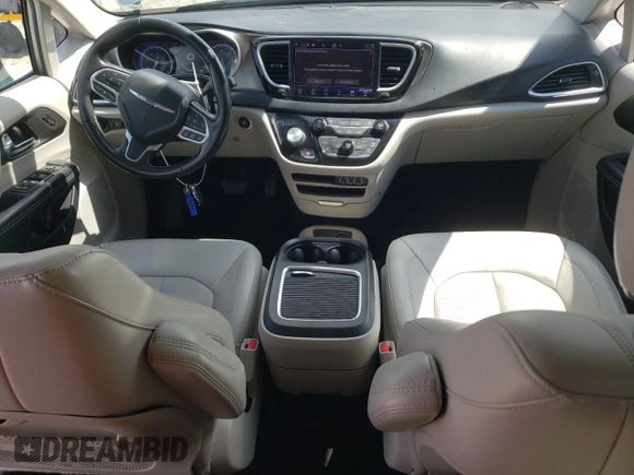 2021 Chrysler Pacifica Touring L with VIN 2C4RC1BG3MR574988, listed as a Copart auction lot 52213925 with 76,166 mi miles and Salvage Title. Bid and sale history available at DreamBid. Image 8.