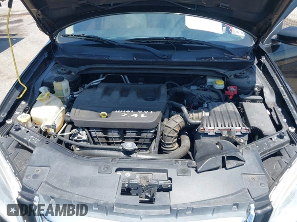 2012 Chrysler 200 Touring with VIN 1C3CCBBB8CN106867, listed as a IAAI auction lot 42233186 with 136,276 mi miles and . Bid and sale history available at DreamBid. Image 10.