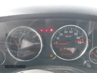 2015 Jeep Wrangler Unlimited Rubicon Hard Rock с VIN 1C4HJWFG6FL762537, выставлен на аукционе IAAI как лот 41792066 с пробегом 125 829 миль миль и . История ставок и продаж доступна на DreamBid. Изображение 7.