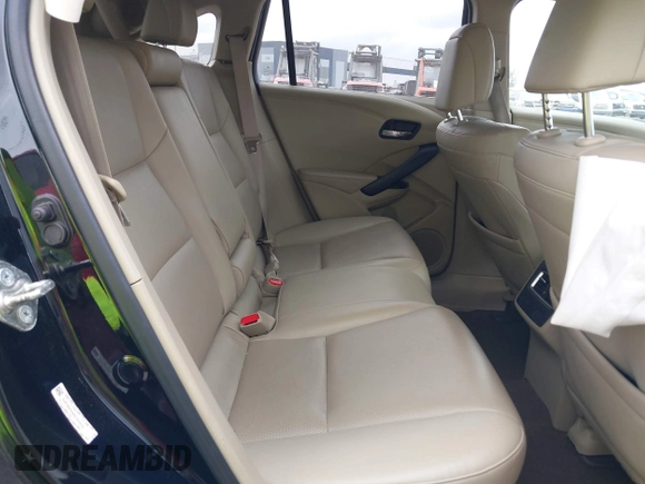 2017 Acura RDX w/Technology Pkg with VIN 5J8TB4H58HL020832, listed as a IAAI auction lot 41628273 with 93,635 mi miles. Bid and sale history available at carsss.com. Image 8.