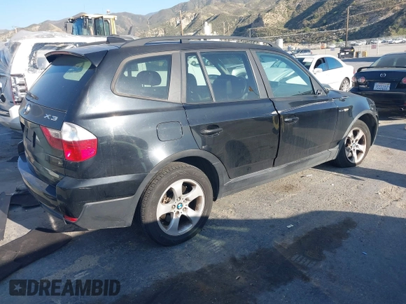 2008 BMW X3 3.0si with VIN WBXPC93498WJ14535, listed as a IAAI auction lot 41997582 with 131,401 mi miles. Bid and sale history available at carsss.com. Image 4.