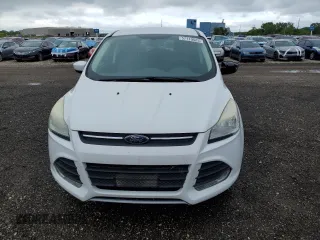 2013 Ford Escape SE с VIN 1FMCU0GX4DUD17567, выставлен на аукционе Copart как лот 57110625 с пробегом 163 597 миль миль и Списание • Salvage title. История ставок и продаж доступна на DreamBid. Изображение 5.