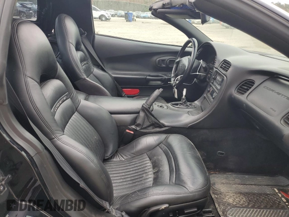2000 Chevrolet Corvette with VIN 1G1YY22G3Y5110517, listed as a Copart auction lot 71361244 with 99,515 mi miles and Salvage Title. Bid and sale history available at carsss.com. Image 7.