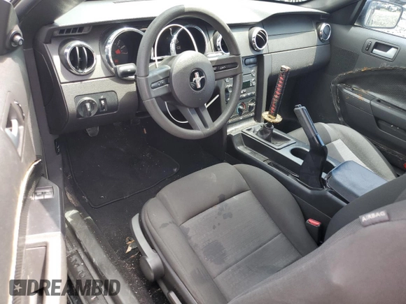 2009 Ford Mustang z VIN 1ZVHT80N295128967, wystawiony jako Copart lot #59182115 z przebiegiem 91 119 mil mil oraz Szkoda całkowita • Salvage title. Historia ofert i sprzedaży dostępna na DreamBid. Obrazek 8.