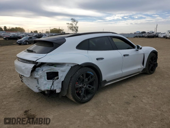 2022 Porsche Taycan 4S z VIN WP0BB2Y15NSA71463, wystawiony jako Copart lot #45126285 z przebiegiem 24 916 mil mil oraz Szkoda całkowita • Salvage title. Historia ofert i sprzedaży dostępna na DreamBid. Obrazek 3.