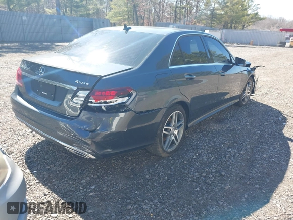2016 Mercedes-Benz E with VIN WDDHF8JB7GB232874, listed as a IAAI auction lot 41735578 with 53,521 mi miles. Bid and sale history available at carsss.com. Image 4.