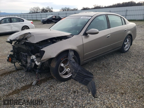 2005 Nissan Altima 2.5 with VIN 1N4AL11D45C137974, listed as a Copart auction lot 86982304 with 186,750 mi miles and Salvage Title. Bid and sale history available at carsss.com. Image 1.