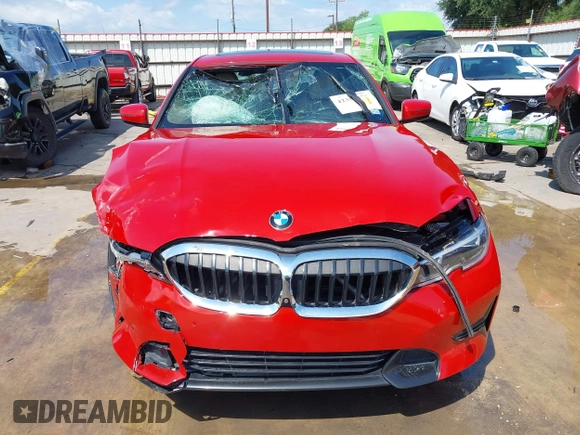 2021 BMW 3 Series 330i z VIN 3MW5R1J08M8B56246, wystawiony jako IAAI lot #42355325 z przebiegiem 48 699 mil mil oraz . Historia ofert i sprzedaży dostępna na DreamBid. Obrazek 6.