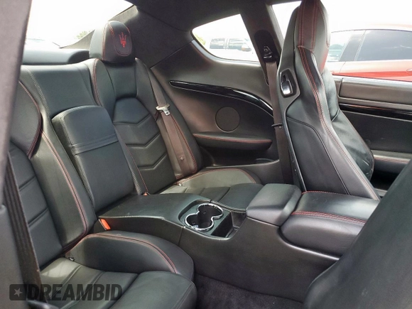 2014 Maserati GranTurismo Sport z VIN ZAM45VLAXE0083282, wystawiony jako Copart lot #61799155 z przebiegiem 71 517 mil mil oraz Szkoda całkowita • Salvage title. Historia ofert i sprzedaży dostępna na DreamBid. Obrazek 10.