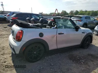 2022 MINI Convertible Cooper S z VIN WMW43DL08N3N99681, wystawiony jako Copart lot #67152054 z przebiegiem Nie podano mil oraz Szkoda całkowita • Salvage title. Historia ofert i sprzedaży dostępna na DreamBid. Obrazek 3.