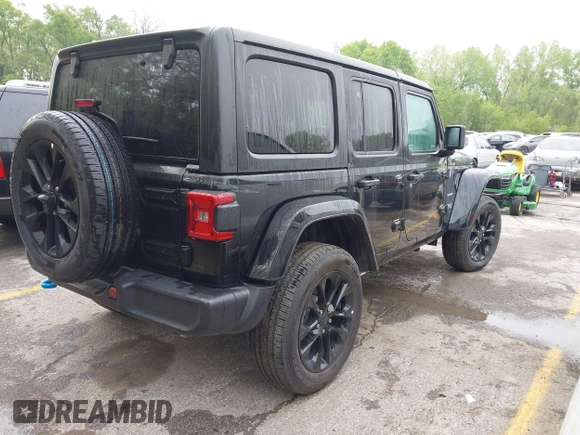 2024 Jeep Wrangler Sahara with VIN 1C4RJXP67RW274877, listed as a IAAI auction lot 42119319 with 7,157 mi miles and . Bid and sale history available at DreamBid. Image 4.