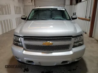 2014 Chevrolet Suburban LT with VIN 1GNSCJE05ER236491, listed as a Copart auction lot 70175244 with 216,369 mi miles and Clean Title. Bid and sale history available at carsss.com. Image 5.
