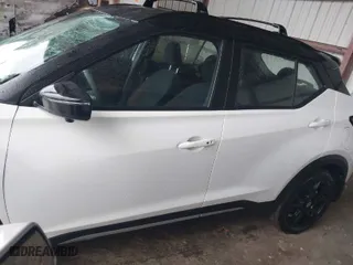 2024 Nissan Kicks SR with VIN 3N1CP5DV7RL477815, listed as a IAAI auction lot 41711502 with 17,198 mi miles. Bid and sale history available at carsss.com. Image 14.