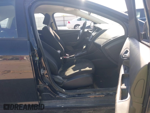 2017 Ford Focus SE с VIN 1FADP3F28HL216766, выставлен на аукционе IAAI как лот 42248523 с пробегом 134 622 миль миль и . История ставок и продаж доступна на DreamBid. Изображение 5.