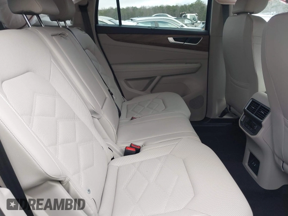 2024 Volkswagen Atlas SE z VIN 1V2WR2CA2RC594326, wystawiony jako IAAI lot #41471154 z przebiegiem 1 610 mil mil oraz . Historia ofert i sprzedaży dostępna na DreamBid. Obrazek 8.