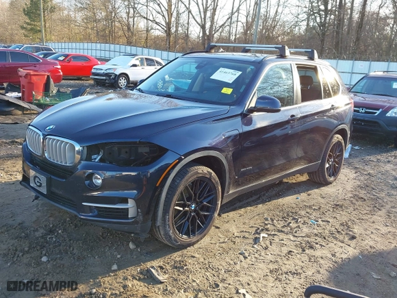 2016 BMW X5 eDrive xDrive40e with VIN 5UXKT0C5XG0S76007, listed as a IAAI auction lot 41463768 with 111,337 mi miles. Bid and sale history available at carsss.com. Image 19.