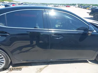 2016 Lexus ES 350 with VIN 58ABK1GG7GU019034, listed as a IAAI auction lot 41981877 with 1 mi miles. Bid and sale history available at carsss.com. Image 13.