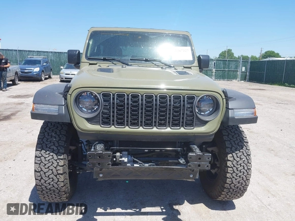 2025 Jeep Wrangler Rubicon with VIN 1C4PJXFN2SW527531, listed as a IAAI auction lot 42267227 with 8,022 mi miles and . Bid and sale history available at DreamBid. Image 12.