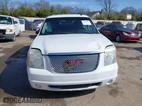 2011 GMC Yukon SLE with VIN 1GKS2AE01BR351651, listed as a IAAI auction lot 41942032 with 337,165 mi miles. Bid and sale history available at carsss.com. Image 12.
