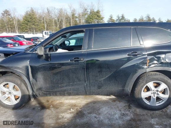 2021 Toyota Highlander L with VIN 5TDBZRBH0MS090789, listed as a IAAI auction lot 41623255 with 1 mi miles. Bid and sale history available at carsss.com. Image 14.