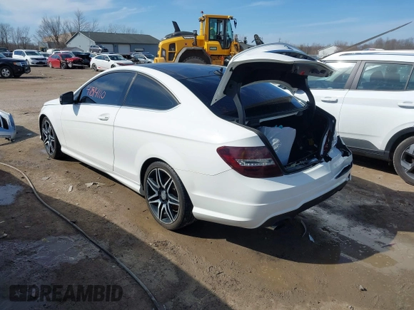 2015 Mercedes-Benz C-Class C 250 with VIN WDDGJ4HB7FG361739, listed as a IAAI auction lot 41814110 with 98,729 mi miles. Bid and sale history available at carsss.com. Image 3.