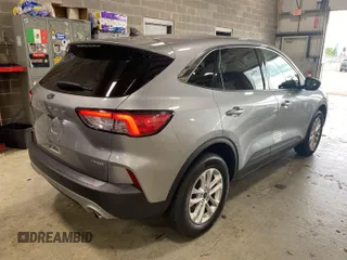 2022 Ford Escape SE с VIN 1FMCU9G68NUB40941, выставлен на аукционе IAAI как лот 42841806 с пробегом 45 867 миль миль и . История ставок и продаж доступна на DreamBid. Изображение 6.