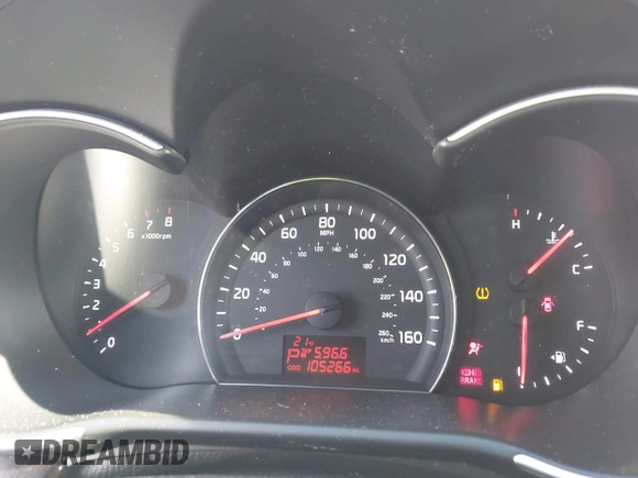 2015 Kia Sorento LX with VIN 5XYKTDA70FG580629, listed as a IAAI auction lot 41623587 with 105,266 mi miles. Bid and sale history available at carsss.com. Image 7.