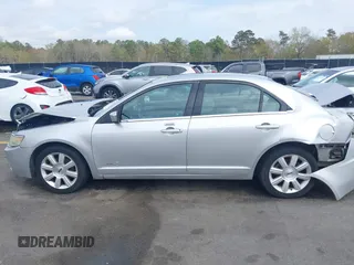 2009 Lincoln MKZ with VIN 3LNHM26T39R611671, listed as a IAAI auction lot 41863323 with 180,734 mi miles and . Bid and sale history available at DreamBid. Image 14.