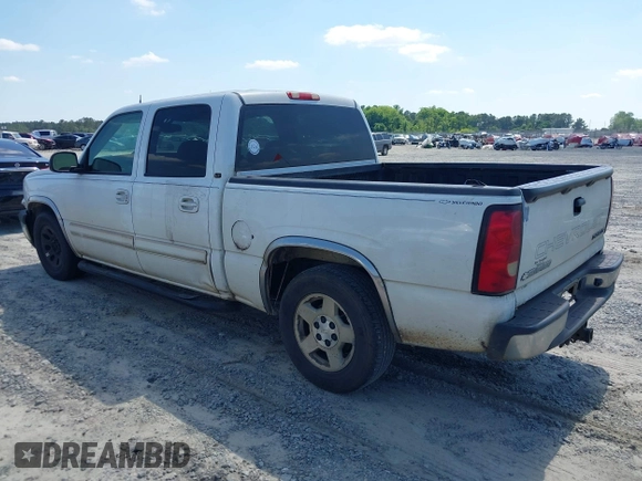 2005 Chevrolet Silverado 1500 LS z VIN 2GCEC13T751219963, wystawiony jako IAAI lot #42260184 z przebiegiem 341 598 mil mil oraz . Historia ofert i sprzedaży dostępna na DreamBid. Obrazek 3.