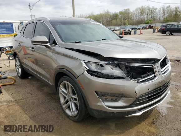 2017 Lincoln MKC Reserve with VIN 5LMCJ3D91HUL35558, listed as a Copart auction lot 53739575 with 188,577 mi miles and Salvage title. Bid and sale history available at DreamBid. Image 4.