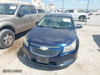 2011 Chevrolet Cruze LT w/2LT with VIN 1G1PG5S96B7160034, listed as a IAAI auction lot 40545865 with 114,801 mi miles. Bid and sale history available at carsss.com. Image 6.